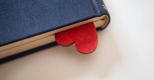 Risparmiare sulla lavanderia: i trucchi per lavare a secco in casa senza danni