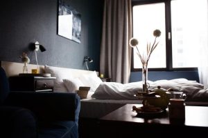 Prenotare hotel al prezzo più basso: il trucco della navigazione in incognito