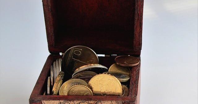 Strategie per il risparmio forzato: le app che arrotondano i tuoi resti in moneta